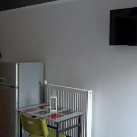 Daratzis Emerald Apartment